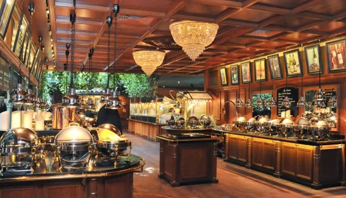 Les Grands Buffets